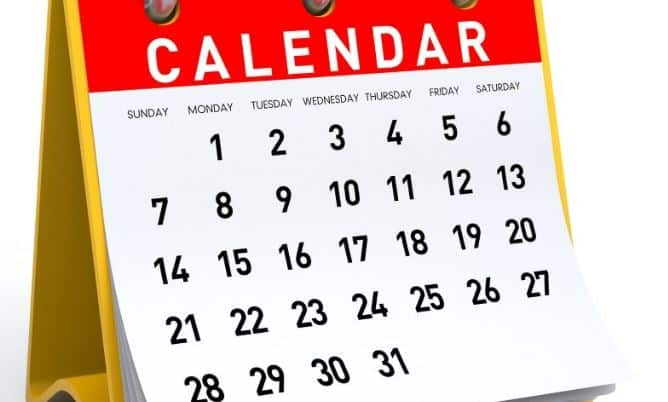 વાસ્તુશાસ્ત્રમાં કેલેન્ડરને લઈને ઘણા ખાસ નિયમો આપવામાં આવ્યા છે, જેનું પાલન કરવું ખૂબ જ મહત્વપૂર્ણ માનવામાં આવે છે. વાસ્તુશાસ્ત્ર અનુસાર કેલેન્ડર લાવતી વખતે જો કેટલીક બાબતોનું ધ્યાન રાખવામાં ન આવે તો તેનાથી ઘરમાં નકારાત્મકતા આવી શકે છે. આવી સ્થિતિમાં, જો તમે પણ વર્ષ 2023 માટે કેલેન્ડર ખરીદવાનું વિચારી રહ્યા છો, તો વાસ્તુના કેટલાક નિયમોને ચોક્કસ ધ્યાનમાં રાખો.