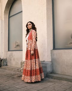 Amruta Khanvilkar: अमृता खानविलकरचा क्लासी लूक; फोटोवरुन नजर हटणार नाही