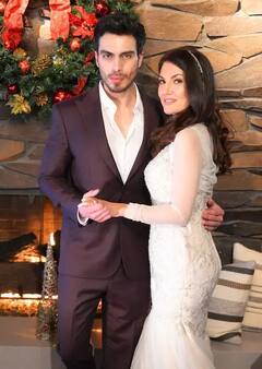 World : પાકિસ્તાનના પૂર્વ PMની પત્ની રેહમ ખાને 13 વર્ષ નાના બોયફ્રેન્ડ સાથે કર્યા ત્રીજા લગ્ન, જુઓ તસવીરો