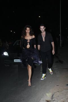 Disha Patani, Aryan Khan, Mouni Roy, Huma Qureshi & Others Party Together, SEE PICS