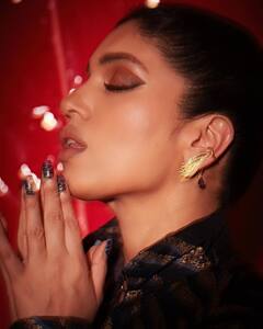 Bhumi Pednekar Revealing Blouse: साड़ी के साथ पहनना है स्टाइलिश ब्लाउज, एक्ट्रेस भूमि पेडनेकर से लें इंस्पिरेशन