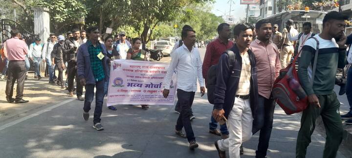 या मोर्चाचे नेतृत्व गुणवंत राठोड, जितेंद्र साखरे, सुनीता आमटे, विजय धायजे, राहुल देशमुख आदींनी केले.