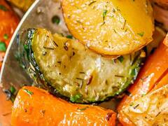 तवे पर आराम से बना सकते हैं रोस्टेड बेबी पोटैटो रेसिपी, ओवन जैसा मिलेगा स्वाद