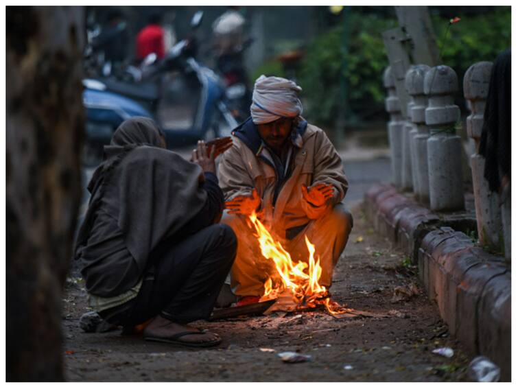 Delhi Records Season's Coldest Morning As Mercury Dips to 5.3 Degrees Celsius Delhi Records Season's Coldest Morning As Mercury Dips to 5.3 Degrees Celsius