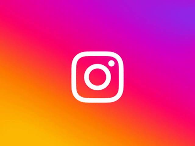 Instagram: 14 जुलाई, 2022 को इंस्टाग्राम के आउटेज को लेकर 600,000 रिपोर्ट दर्ज की गई. इस आउटेज के चलते यूजर्स इंस्टा का इस्तेमाल नहीं कर पा रहे थे, फीड स्क्रॉल और किसी को डीएम भी नहीं कर पा रहे थे. आउटेज लगभग तीन घंटे तक चला.