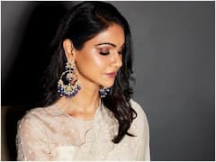 Allu Sneha: సిల్వర్ కలర్ చీరలో స్టైలిష్ స్టార్ భార్య స్టైలిష్ లుక్