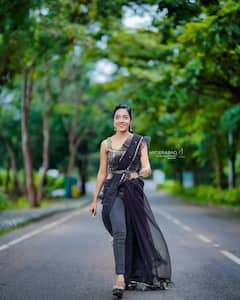 Intinti Gruhalakshmi Poojitha Reddy: ఇంటింటి గృహలక్ష్మి దివ్య (పూజిత రెడ్డి) స్టైలిష్ పిక్స్