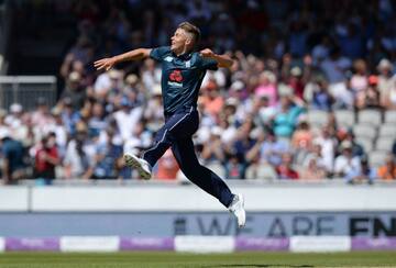Sam Curran IPL Auction: જાણો કોણ છે સૈમ કરન, જે બન્યો આઈપીએલ ઈતિહાસનો સૌથી મોંઘો ખેલાડી