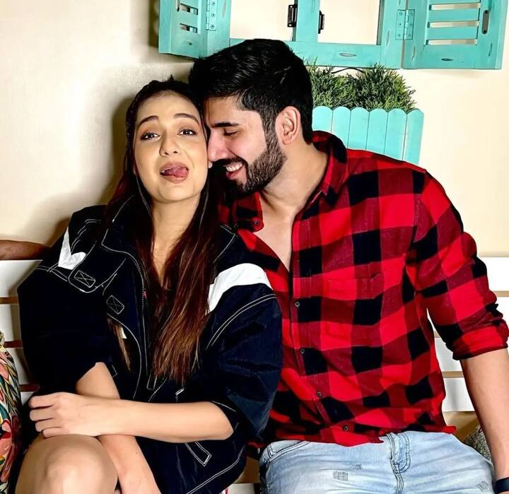 Bigg Boss OTT winner Divya Agarwal broke hearts of several of her fans when she announced her break-up with actor Varun Sood. The duo was one of the most loved celebrity couples. Divya recently announced her engagement to an entrepreneur.