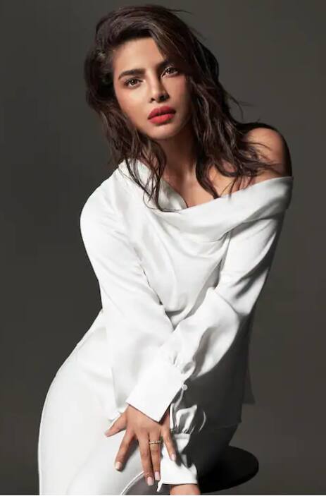 ਪ੍ਰਿਯੰਕਾ ਅਤੇ ਅਸੀਮ ਦੀ ਜ਼ਿੰਦਗੀ 'ਚ ਸਭ ਕੁਝ ਠੀਕ ਚੱਲ ਰਿਹਾ ਸੀ ਕਿ 2002 'ਚ ਅਜਿਹੀ ਘਟਨਾ ਵਾਪਰੀ, ਜਿਸ ਨਾਲ ਦੇਸੀ ਗਰਲ ਪੂਰੀ ਤਰ੍ਹਾਂ ਟੁੱਟ ਗਈ। ਇੰਨਾ ਹੀ ਨਹੀਂ ਉਸ ਨੇ ਖੁਦਕੁਸ਼ੀ ਕਰਨ ਦੀ ਕੋਸ਼ਿਸ਼ ਵੀ ਕੀਤੀ।