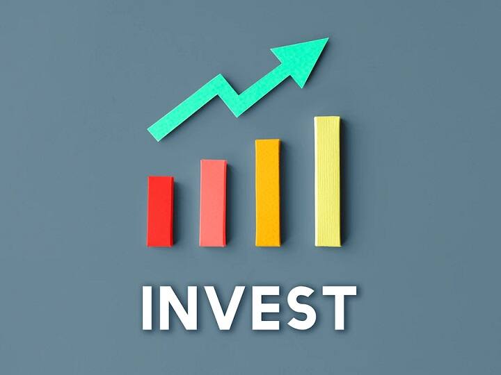 Investment Tips for New Year 2023: नए साल की शुरुआत अब छंटनी और मंदी के माहौल में हो रही है. ऐसे में बुरे वक्त के लिए इमरजेंसी फंड को रखना बहुत जरूरी है.(PC: Freepik)