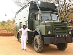 ఆర్టీవో ఆఫీసుకు పవన్ కల్యాణ్, ఆరు కొత్త వాహనాలకు రిజిస్ట్రేషన్ - డ్రైవింగ్ లైసెన్స్‌‌ కూడా