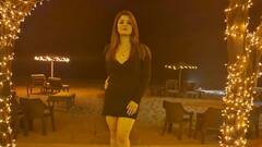 Srabanti Chatterjee: জলের মাঝে হলুদ আকর্ষণীয় পোশাকে শ্রাবন্তী, ছবিতে উত্তাল নেট দুনিয়া