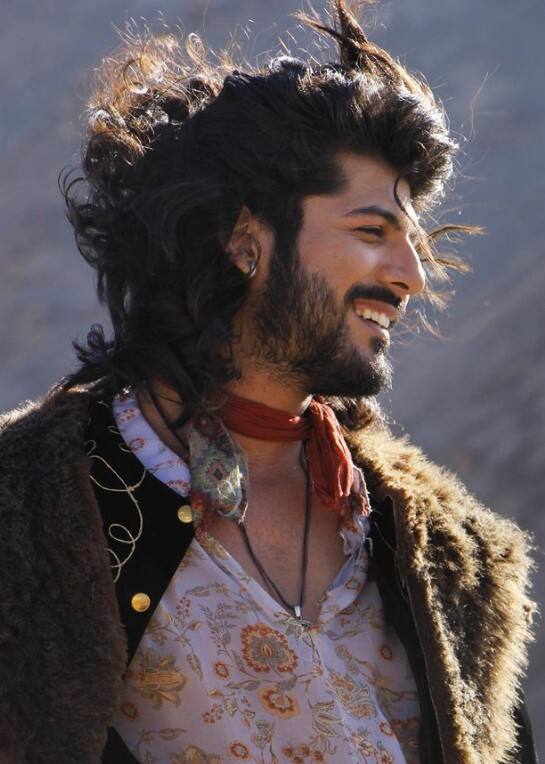 आत्महत्येस प्रवृत्त केल्याप्रकरणी गुन्हा दाखल करणार असल्याचे पोलिसांनी सांगितले आहे.