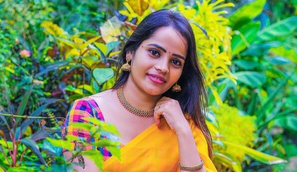 अयशस्वी रिलेशनशिपमधून पॉलिन जेसिकाने हे पाऊल उचलल्याचं सांगण्यात आलं.