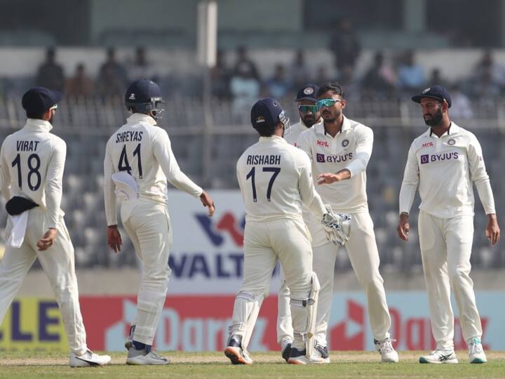 IND vs BAN 2nd Test Day 3 Stumps: India need 100 runs To win against Bangladesh IND vs BAN 2nd Test Day 3 Stumps: तिसऱ्या दिवशीचा खेळ संपला, भारताला विजयासाठी 100 धावांची गरज