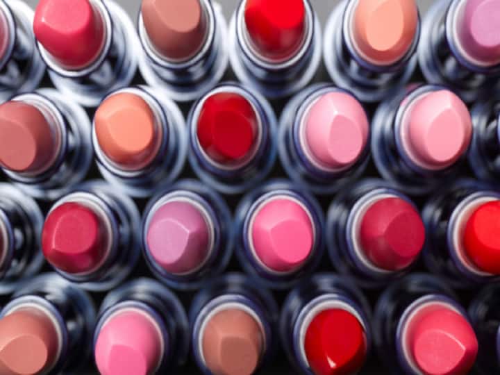 “Classic reds, bold burgundies, burnt oranges, rich berries, and cool-toned pink lipstick shades will always be in style. These colours flatter almost all skin tones,” said Pooja Malhotra, Make-up Expert at Kiko Milano.  (Image Source: Getty)
