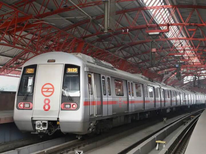 Delhi metro train completes 20 years Started 24 December 2002 DMRC ANN Delhi Metro: 20 साल की हो गई आपकी दिल्ली मेट्रो, जानिए- 2002 से 2022 तक क्या हुआ बदलाव