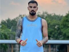 कौन हैं दिल्ली के मयंक डागर, जिन्हें SRH ने 1.80 करोड़ रुपये में खरीदा, जानें- वीरेंद्र सहवाग से क्या है उनका रिश्ता?