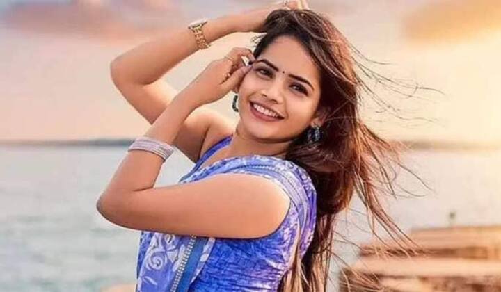 pauline jessica : तमिळ चित्रपटसृष्टीतील अभिनेत्री पॉलिन जेसिकाच्या मृत्यूनं दाक्षिणात्य चित्रपटसृष्टीतीमध्ये शोककळा पसरली होती. 18 सप्टेंबर रोजी चेन्नईमधील (Chennai) विरुगमबक्कम मल्लिका अवेन्यूमध्ये पॉलिन जेसिकाचा मृतदेह अढळला.