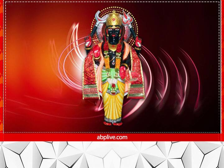 Shani Dev Upay, Special Shaniwar Remedies: शनि देव जिस किसी के ऊपर प्रसन्न होते हैं उसके जीवन में कभी कोई मुश्किल नहीं आती है और जिस किसी पर शनि की कुदृष्टि होती है. उसके बने बनाये काम शनि देव बिगाड़ देते हैं. उसे जीवन में अनेकों प्रकार की समस्याओं का सामना करना पड़ता है.