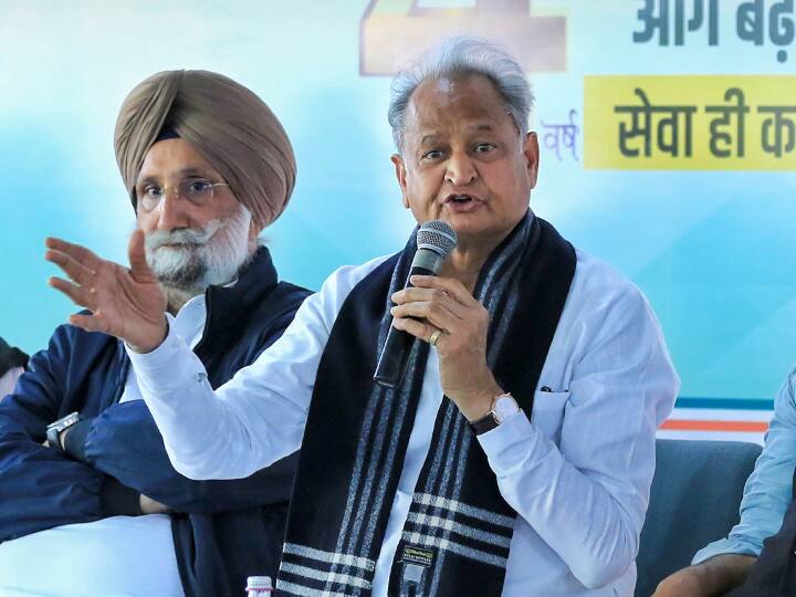 Rajasthan CM Ashok Gehlot made big claim about farmers said loans of 22 lakh farmers have waived Rajasthan News: सीएम गहलोत ने किसानों पर किया बड़ा दावा, कहा 22 लाख किसानों के ऋण किए गए माफ