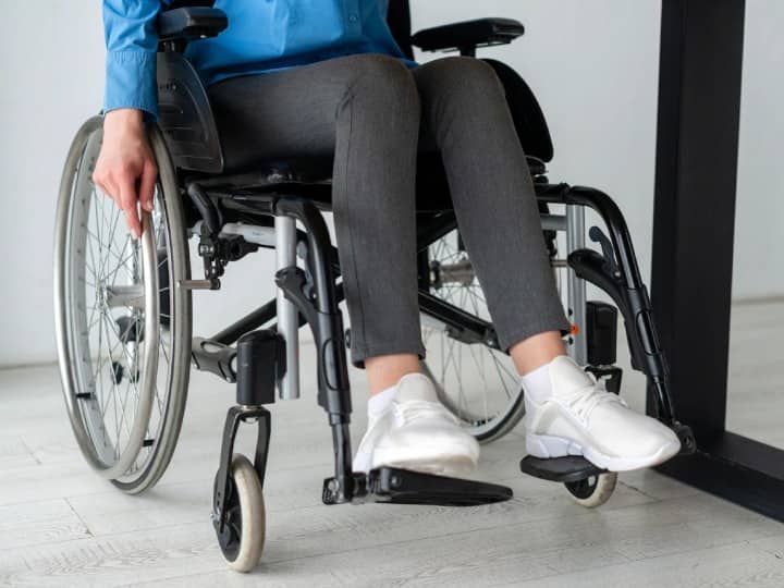 மாற்றுத் திறனாளிகளுக்கு பணி நிரந்தரம் கிடையாதா? ஒற்றை அரசாணை மூலம் பறிப்பதா? அன்புமணி கேள்வி