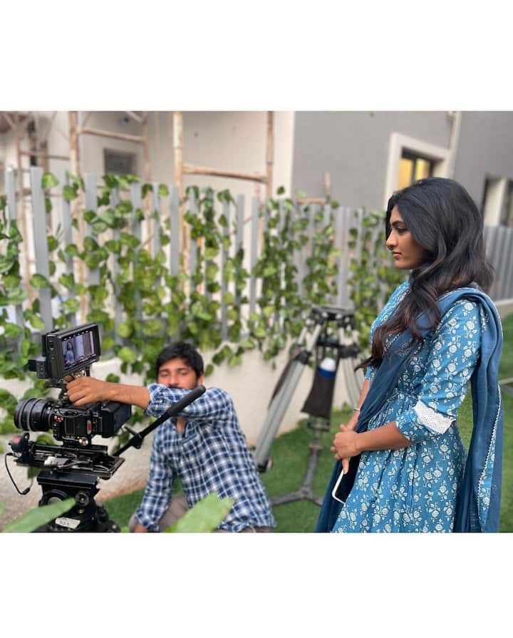 కాలేజీ రోజుల్లోనే చదువుతో పాటు మోడలింగ్ చేసింది ఇషా రెబ్బ. Image Credit: Eesha Rebba/Instagram