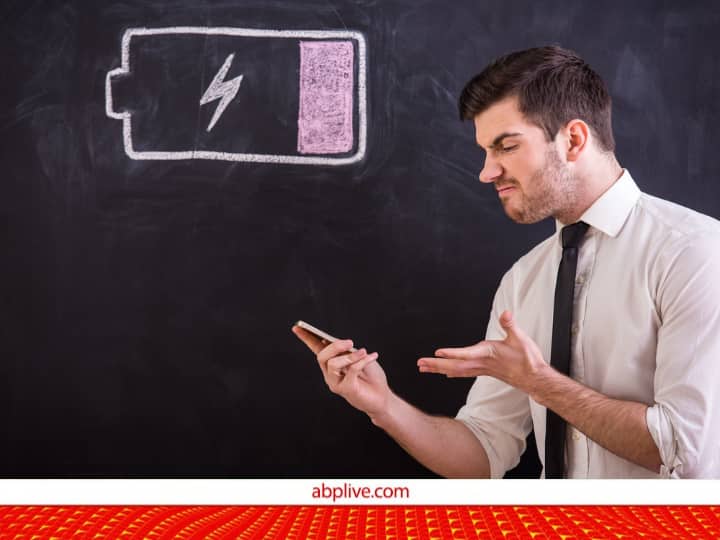 Battery Saving Tips: आपके फोन की बैटरी भी जल्दी खत्म हो जाती है? ये वाली सेटिंग्स बदल लें, कई घंटे ज्यादा चलेगी Battery Saving Tips want to save your mobile battery for hours than follow these battery saving tips Battery Saving Tips: आपके फोन की बैटरी भी जल्दी खत्म हो जाती है? ये वाली सेटिंग्स बदल लें, कई घंटे ज्यादा चलेगी