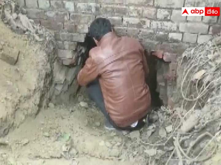 10 feet tunnel dug and gold worth Rs crore stolen - Real Money Heist Scenes in kanpur Kanpur News: 10 అడుగుల సొరంగం తవ్వి రూ.కోటి విలువ చేసే బంగారం చోరీ- రియల్ మనీ హెయిస్ట్‌ సీన్స్‌