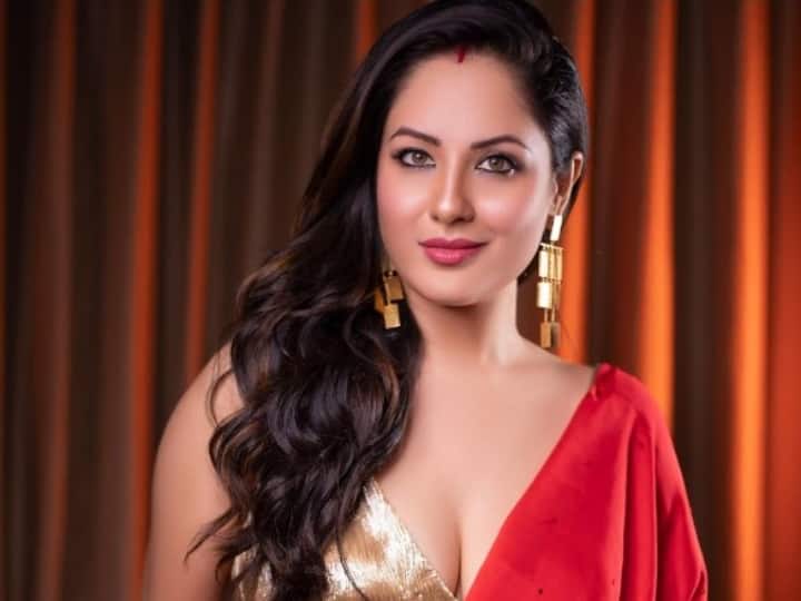 Puja Banerjee ran away from home at age of 15 pregnant before marriage know her interesting Personal Life 15 साल में घर से भागीं, शादी से पहले हुई प्रेग्नेंट, दो बार हुई शादी, जानिए कैसी रही टीवी की 'पार्वती' की पर्सनल लाइफ