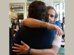 Heartwarming Moments Of Rahul Gandhi With Mother Sonia, Sister Priyanka As Bharat Jodo Yatra Enters Delhi