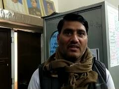 चलती बस में 10-10 लाख में बिके सीनियर टीचर भर्ती के पेपर, मचा सियासी बवाल, धरना प्रदर्शन जारी 