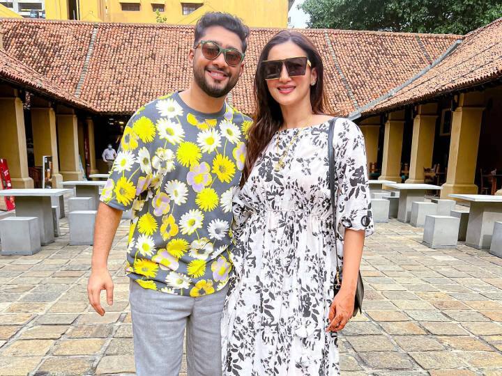 Pregnant Gauahar Khan Flaunted her baby bump shared video to wish Zaid Darbar marriage anniversary मैरिज एनिवर्सरी पर प्रेग्नेंट गौहर खान ने बेबी बंप फ्लॉन्ट करते हुए शेयर किया ये प्यारा वीडियो, पति के साथ मस्ती करती आईं नजर