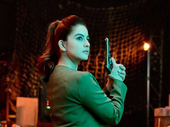 Tunisha Sharma Death: तुनिषा शर्मा और शीजान खान के इलेक्ट्रॉनिक गैजेट की जांच में जुटी पुलिस,खंगाल रही चैट्स Tunisha Sharma Suicide Case vasai police investigation key points amid in accused Sheezan Mohammed Khan custody Tunisha Sharma Death: तुनिषा शर्मा और शीजान खान के इलेक्ट्रॉनिक गैजेट की जांच में जुटी पुलिस,खंगाल रही चैट्स