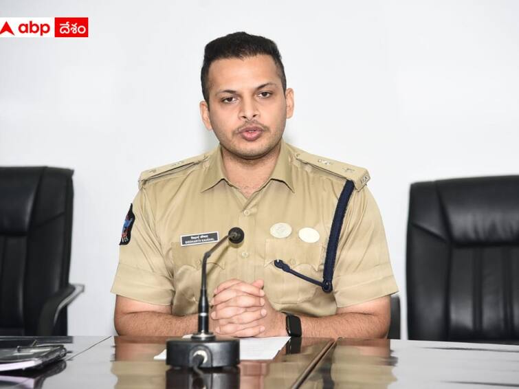 Kurnool Will take action on Lodge owners for charging more money for rooms, says Kurnool SP Siddharth Kaushal Kurnool: లాడ్జీ రూములకు అధిక రేట్లు వసూలు చేస్తున్నారా, ఈ నెంబర్‌కు వాట్సాప్ చేయండి: ఎస్పీ