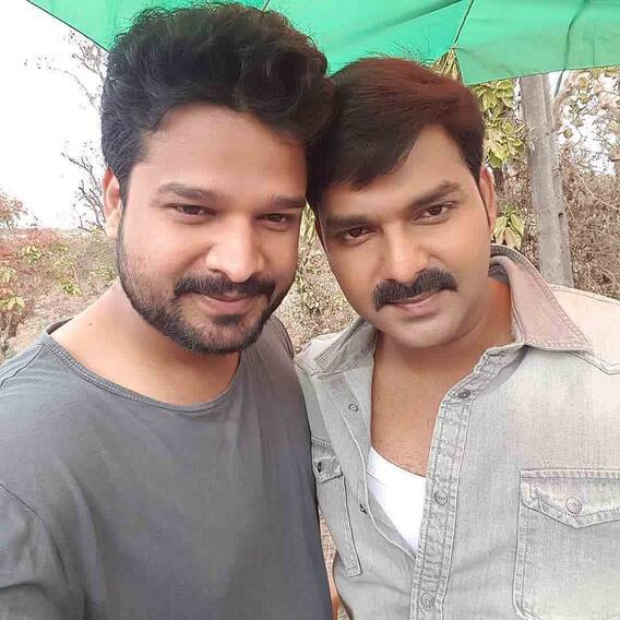 Pawan Singh और Ritesh Pandey के कौन से गाने कर रहे हैं धमाका ? | ENT LIVE