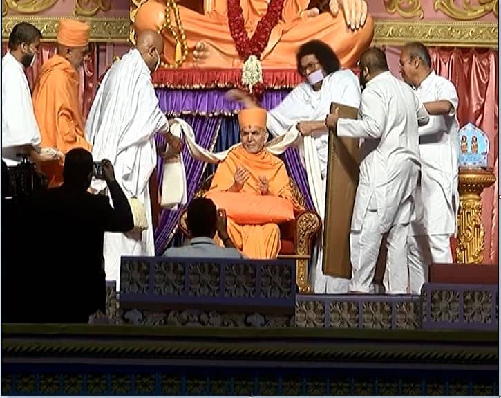 Pramukh Swami Maharaj Shatabdi Mahotsav sant sammelan Shatabdi Mahotsav: પ્રમુખસ્વામી નગરમાં યોજાયું સંત સંમેલન, દેશભરમાંથી 250થી વધુ સંતો રહ્યા હાજર
