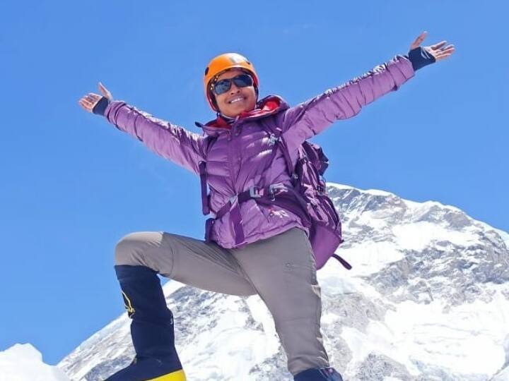 Telangana Farmers daughter Anvitha Padamati created history by conquering the highest peak of Antarctica तेलंगाना: किसान की बेटी ने अंटार्कटिका की सबसे ऊंची चोटी पर फतह कर रचा इतिहास, 7 चोटियों पर है नजर