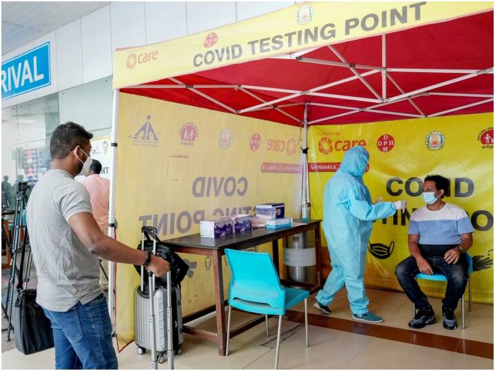 Covid-19 RT-PCR testing on airport, know what steps Indian government is taking to stop the new wave of corona Explainer: एयरपोर्ट पर RT-PCR टेस्टिंग, अस्पतालों में मॉक ड्रिल...जानिए कोरोना को रोकने के लिए कैसी है भारत की तैयारी