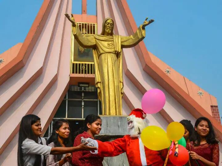 Christmas 2022 : These countries of the world celebrate christmas not on 25 December, but on this day Christmas 2022 : বিশ্বের এই দেশগুলি ২৫ ডিসেম্বর নয়, ৭ জানুয়ারি উদযাপন করে বড়দিন