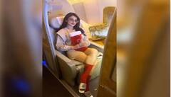 Urvashi Rautela : ਉਰਵਸ਼ੀ ਰੌਤੇਲਾ ਦਾ ਕ੍ਰਿਸਮਸ 'ਤੇ ਦਿਖਿਆ ਖ਼ੂਬਸੂਰਤ ਅੰਦਾਜ਼ , ਤੁਸੀਂ ਵੀ ਪਾਰਟੀ 'ਚ ਇਸੇ ਤਰ੍ਹਾਂ ਹੋ ਜਾਏ ਤਿਆਰ