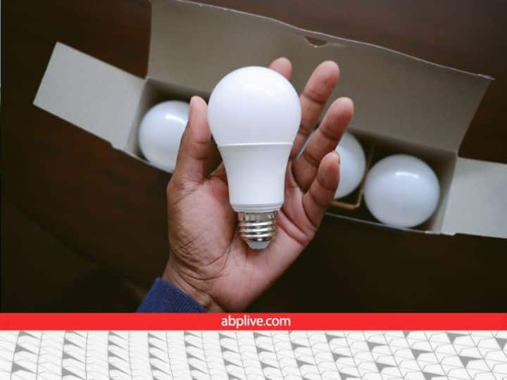 Read more about the article क्या LED बल्ब में भी कोई गैस भरी होती है? इससे इतनी तेज रोशनी क्यों होती है