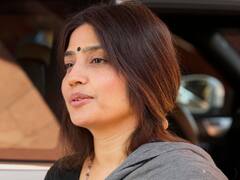 जसवंतनगर में डिंपल यादव ने क्या कह दिया कि जमकर हुई नारेबाजी, किसकी चर्चा कर रही थीं मैनपुरी की सांसद