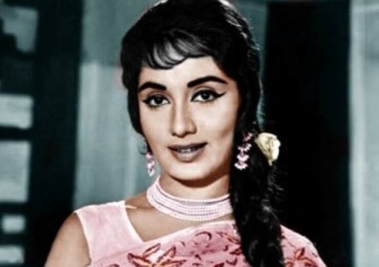 sadhna death anniversary girls were crazy for the sadhna cut hairstle here is the funny story  Sadhna Death Anniversary: जिस साधना कट के लिए पागल थीं लड़कियां, उसके पीछे है इतनी मजेदार कहानी