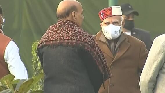 पूर्व PM Atal Bihari Vajpayee के जयंती पर PM Modi समेत बड़े दिग्गजों ने दी अटल जी को श्रद्धांजलि