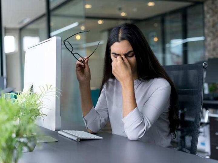 Psychological tips symptoms of emotional fatigue know these reasons Psychological Trick: 'दिमाग का दही' होने से पहले काम से लें ब्रेक, जानें कब है इसकी जरूरत