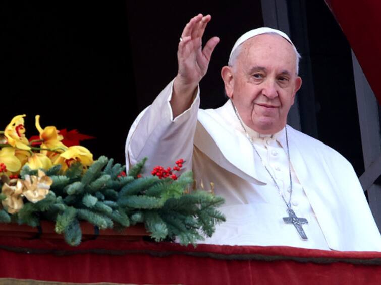 Catholic Church's Ban On Priests Having Sex 'Temporary': Pope Francis Welcomes Reviewing Celibacy Practice Catholic Church's Ban On Priests Having Sex 'Temporary': Pope Francis Welcomes Reviewing Celibacy Practice