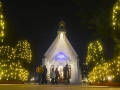 यूक्रेन समेत दुनियाभर में आज मन रहा क्रिसमस, रूस 7 जनवरी को मनाएगा, क्यों टूट गई परंपरा?