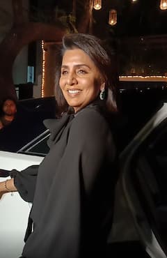 In Pics: अनिल कपूर के बर्थडे पार्टी में ग्लैमरस अंदाज में पहुंचीं ‘कपूर सिस्टर्स’, भूमि पेडनेकर भी ब्लैक लुक में लगीं गॉर्जियस